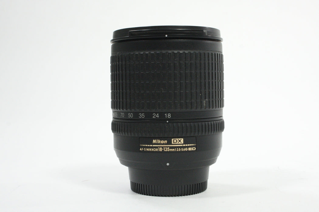 Nikon 18-135mm f/3.5-5.6 G ED DX AF-S Lens for Nikon AF Mount