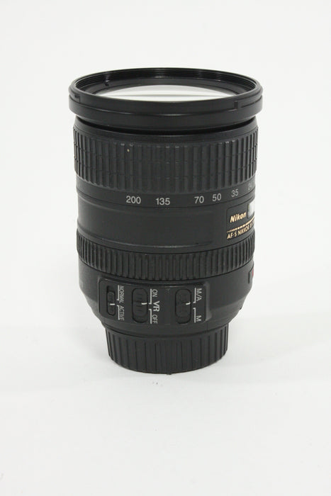 Nikon 18-200mm f/3.5-5.6 G VR AF-S DX