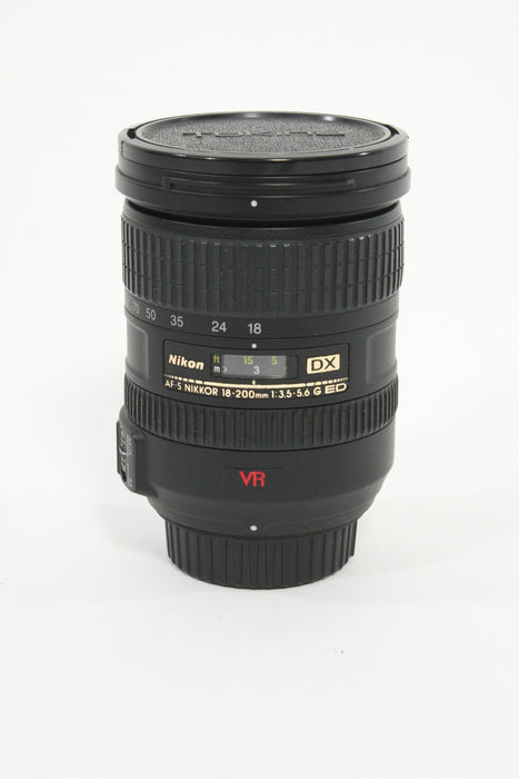 Nikon 18-200mm f/3.5-5.6 G VR AF-S DX