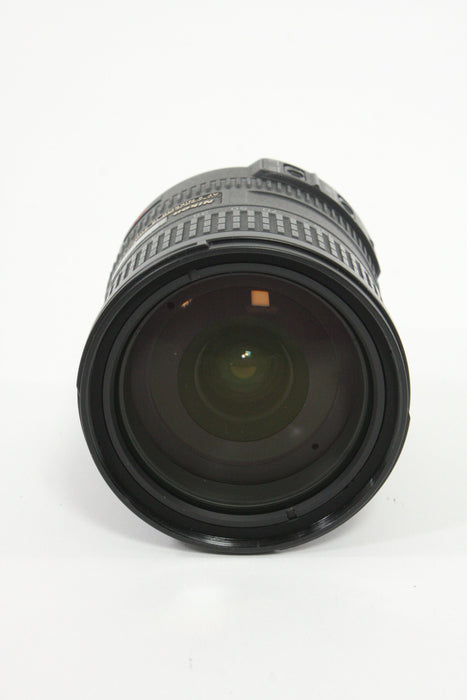 Nikon 18-200mm f/3.5-5.6 G VR AF-S DX