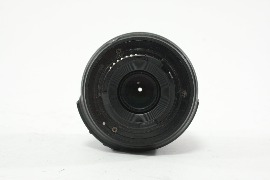 Nikon 18-55mm f/3.5-5.6 G VR DX AF-S Lens for Nikon AF Mount