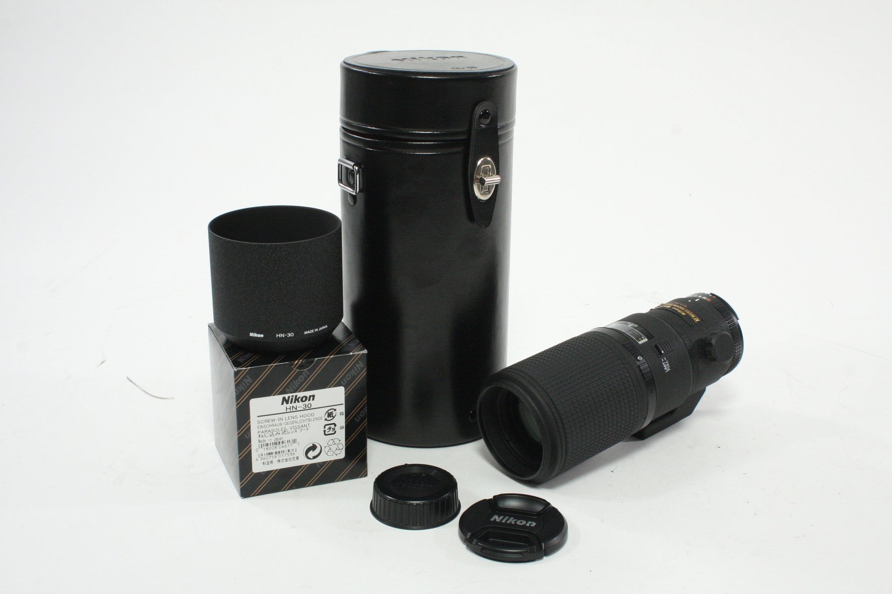 Nikon  200mm f/4 D AF Micro Nikkor IF -ED Lens for Nikon F Mount