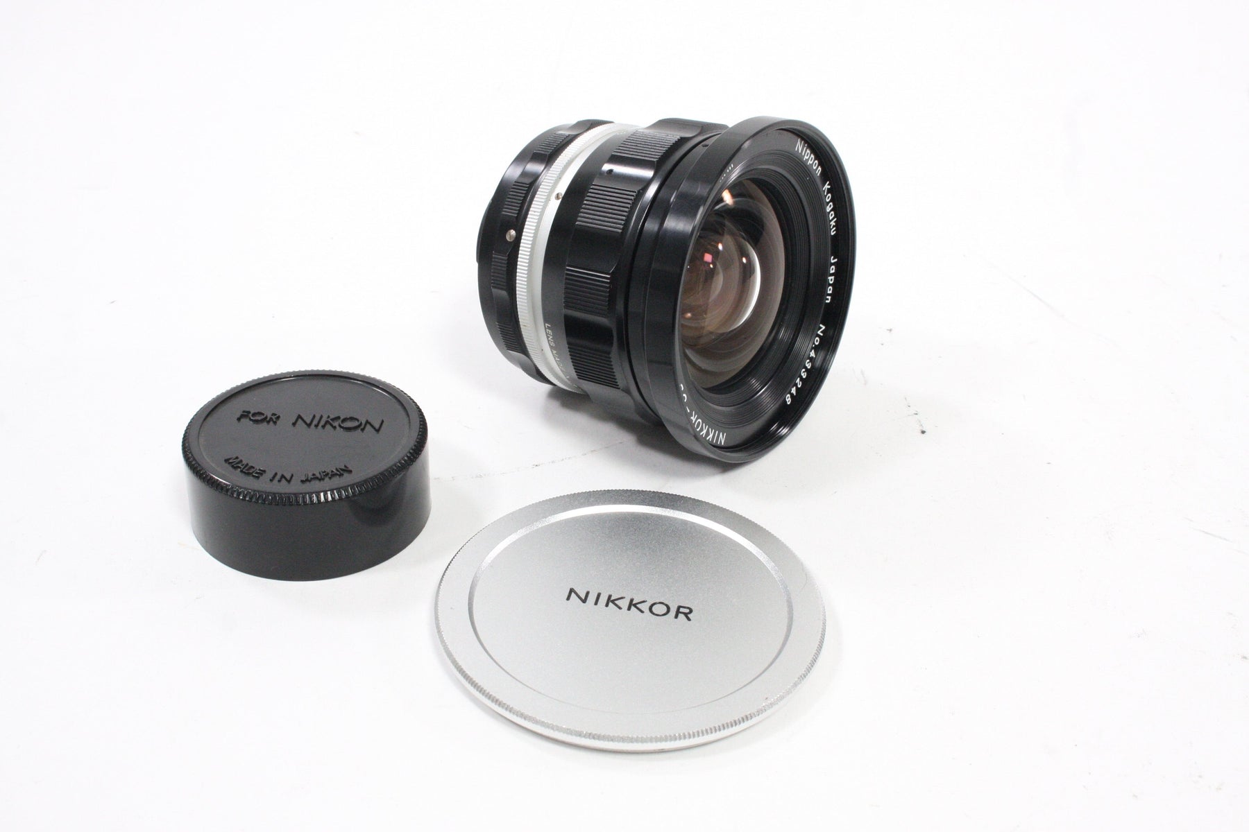 Nikon 20mm f/3.5 Nikkor-UD Non Ai Lens for Nikon F Mount