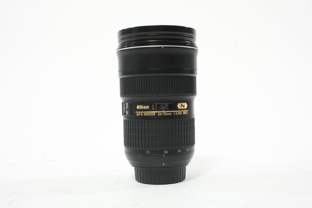 Nikon 24-70mm f/2.8 G ED AF-S Lens for Nikon F Mount
