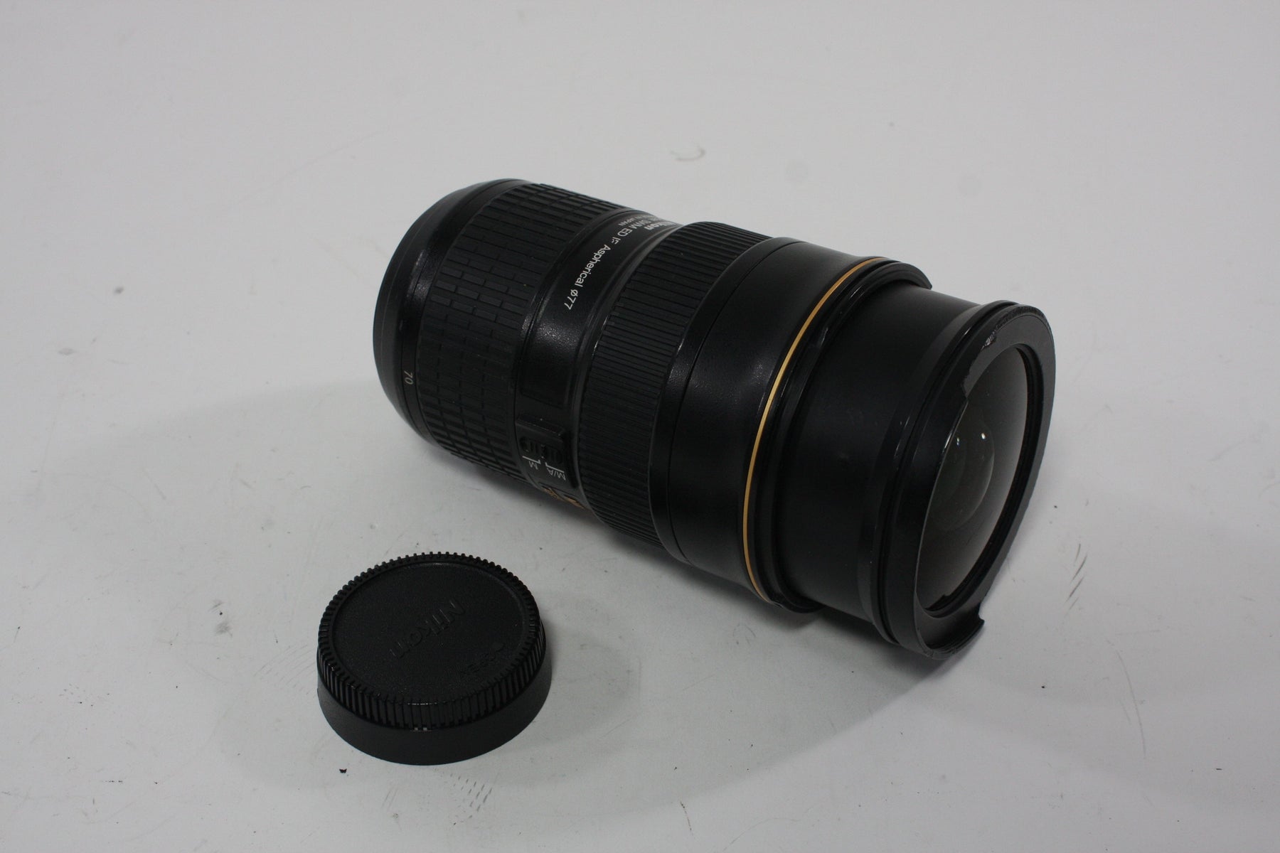 Nikon 24-70mm f/2.8 G ED Lens for Nikon F Mount AS-IS