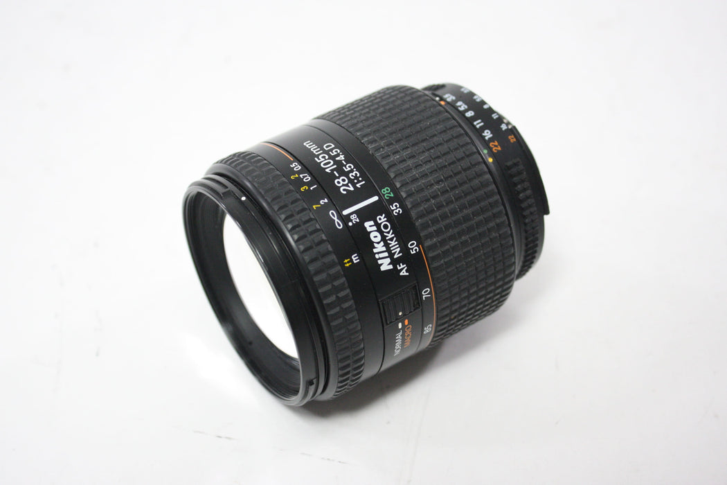 Nikon 28-105mm f/3.5-4.5D Nikkor AIS for Nikon F Mount