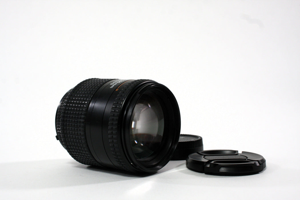 Nikon 28-105mm f/3.5-4.5D