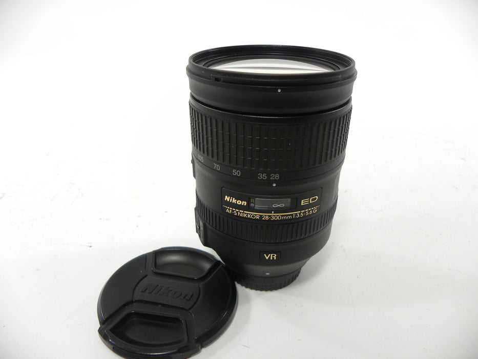 Nikon 28-300 f/3.5-5.6 ED VR AF-S  Lens for Nikon AF Mount