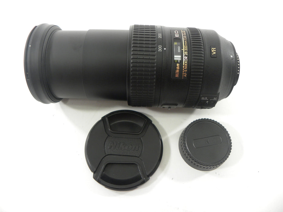 Nikon 28-300 f/3.5-5.6 ED VR AF-S  Lens for Nikon AF Mount