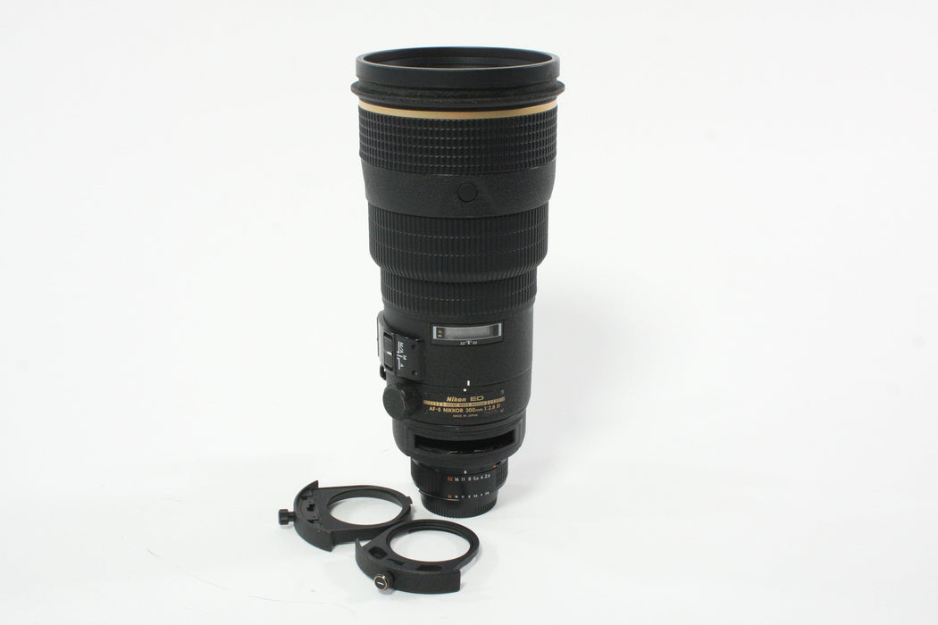 Nikon 300mm f/2.8 D Lens for Nikon F Mount