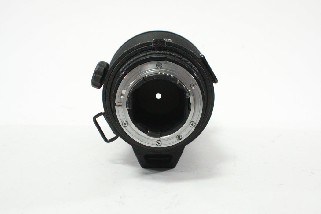 Nikon 300mm f/2.8D ED Autofocus Lens with a CT-303 Hard Shell Case