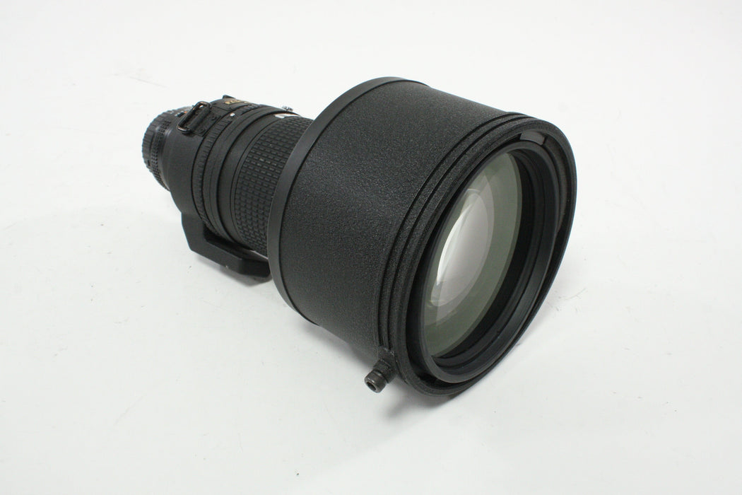 Nikon 300mm f/2.8D ED Autofocus Lens with a CT-303 Hard Shell Case
