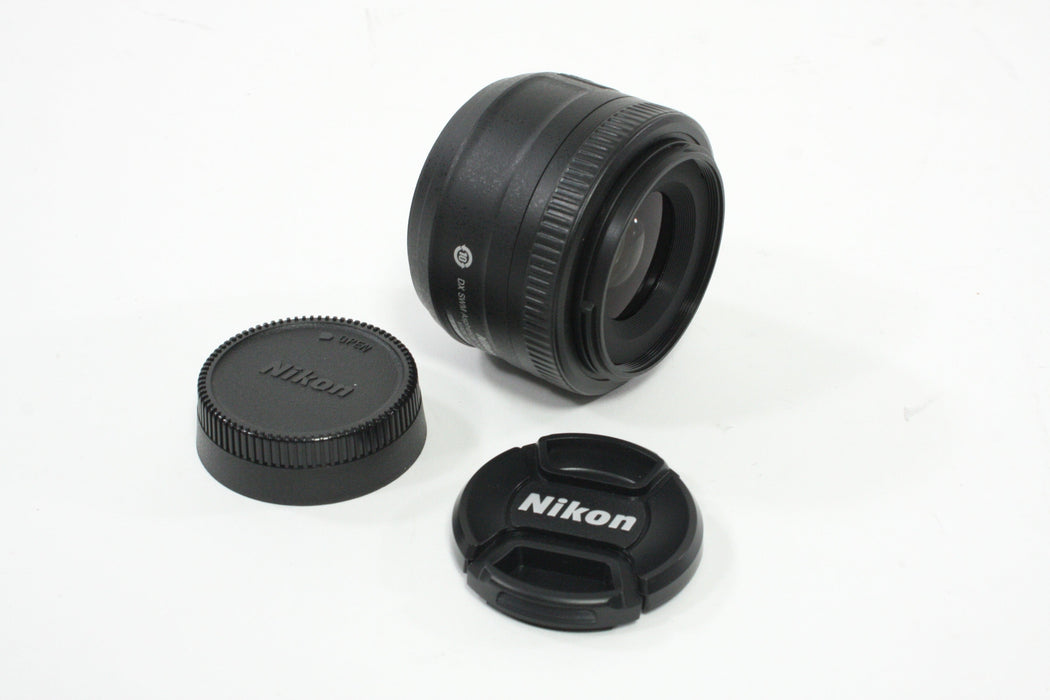 Nikon 35mm f/1.8 G DX Lens for Nikon F Mount