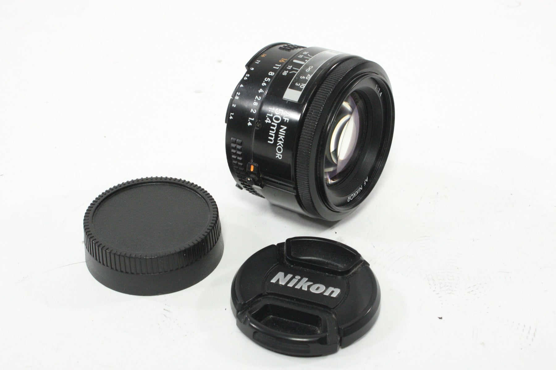 Nikon 50mm f/1.4 AF Nikkor Lens for Nikon F Mount (Please Read)