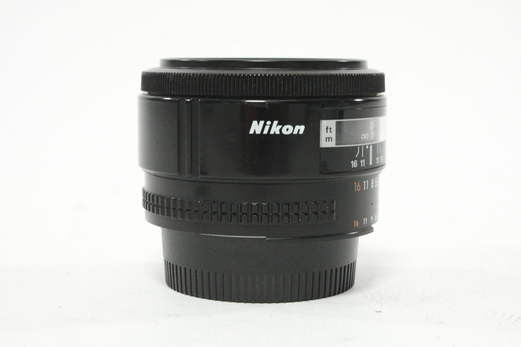 Nikon 50mm f/1.4 AF Nikkor Lens for Nikon F Mount (Please Read)