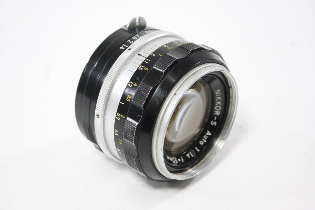 Nikon 50mm f/1.4 NIKKOR-S Non AI Lens for Nikon F Mount