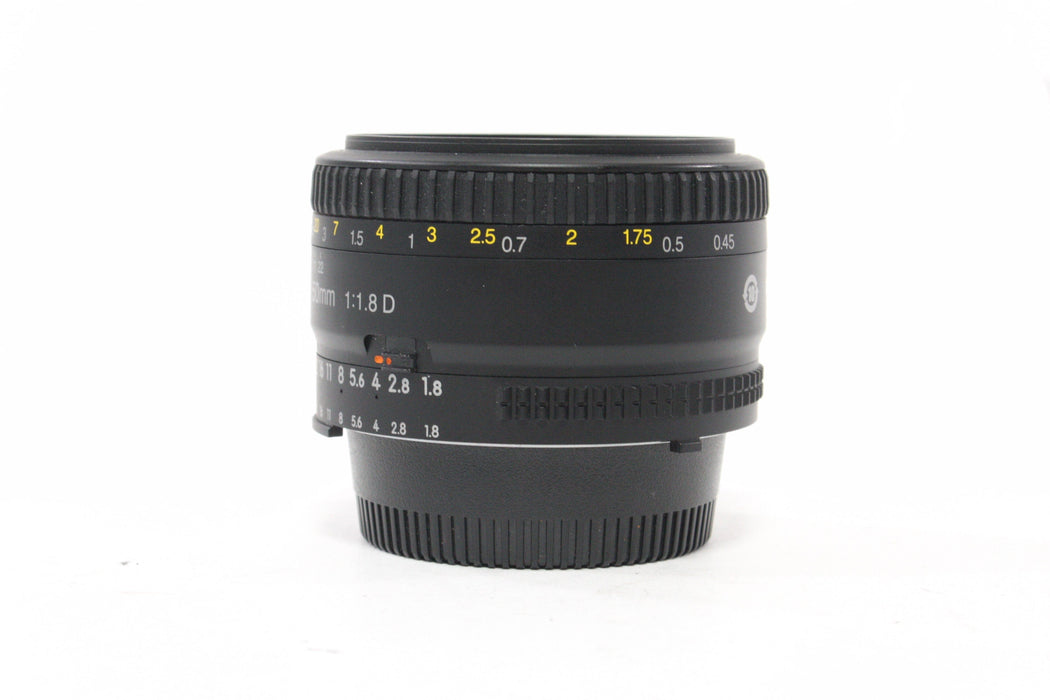 Nikon 50mm f/1.8D AF Nikkor Lens for Nikon AF Mount