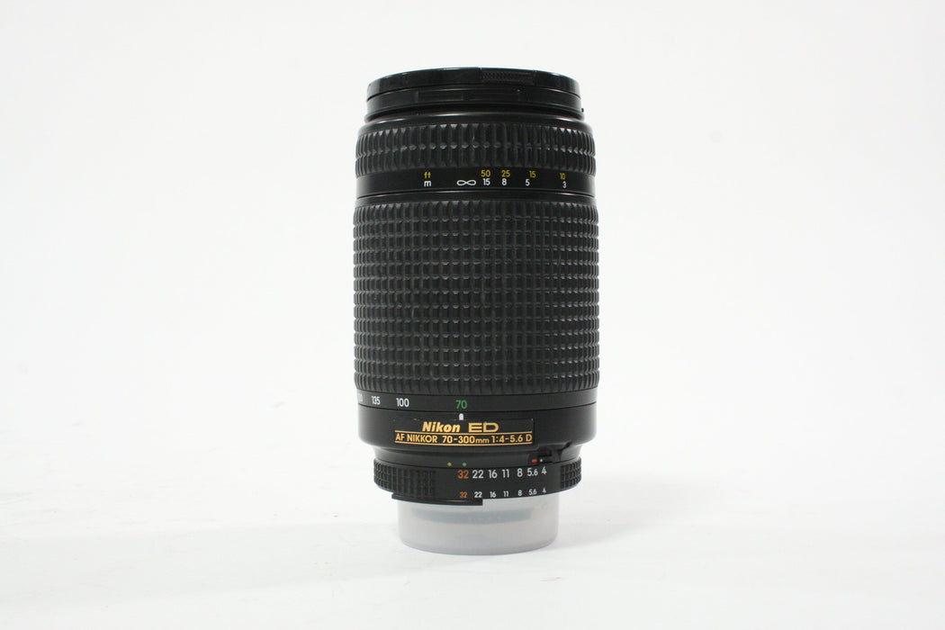 Nikon 70-300mm f/4-5.6 D ED AF Lens for Nikon F Mount