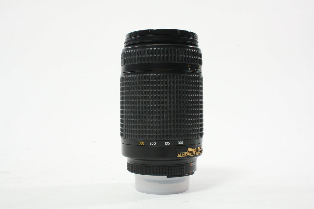 Nikon 70-300mm f/4-5.6 D ED AF Lens for Nikon F Mount
