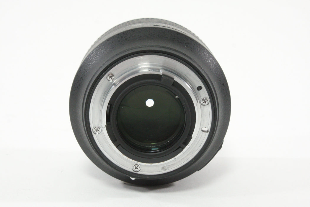 Nikon 85mm f/1.8 G AF-S