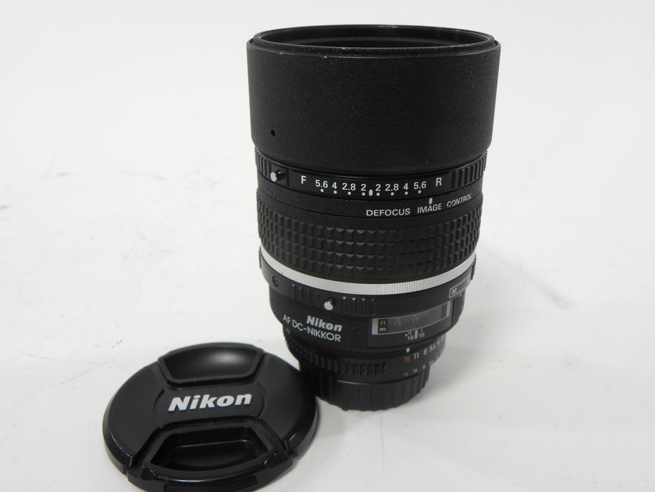 Nikon AF DC-Nikkor 105mm f2D