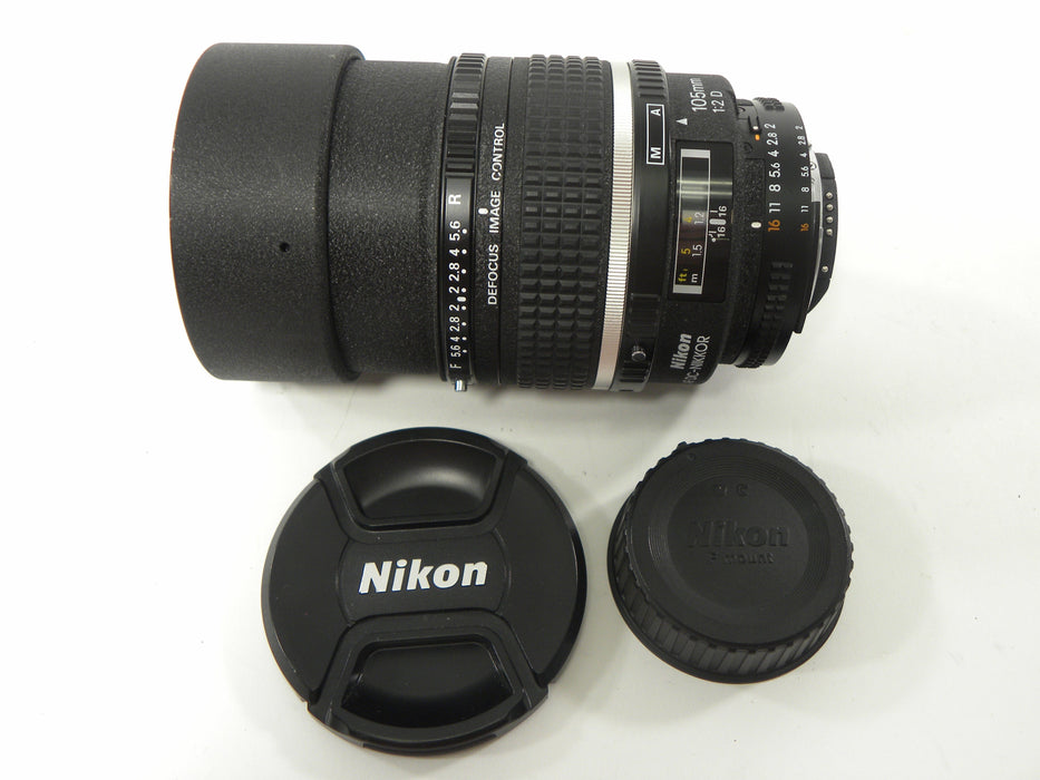 Nikon AF DC-Nikkor 105mm f2D