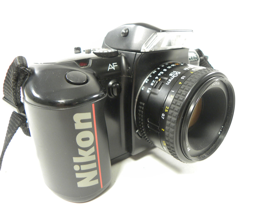 Nikon AF N5005 35mm SLR w/AF Nikkor 50mm f1.8