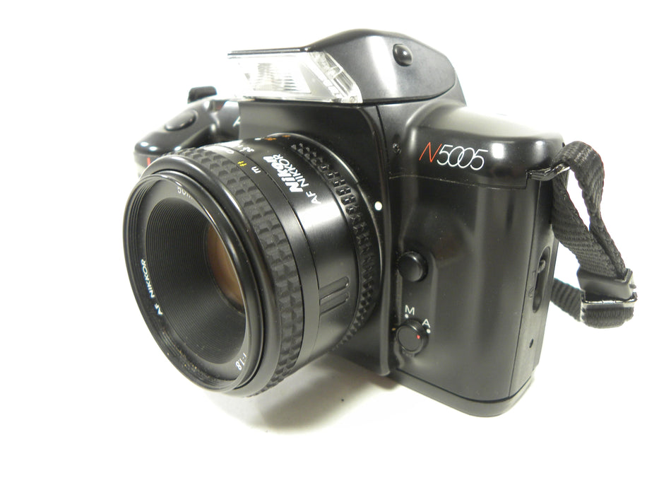 Nikon AF N5005 35mm SLR w/AF Nikkor 50mm f1.8