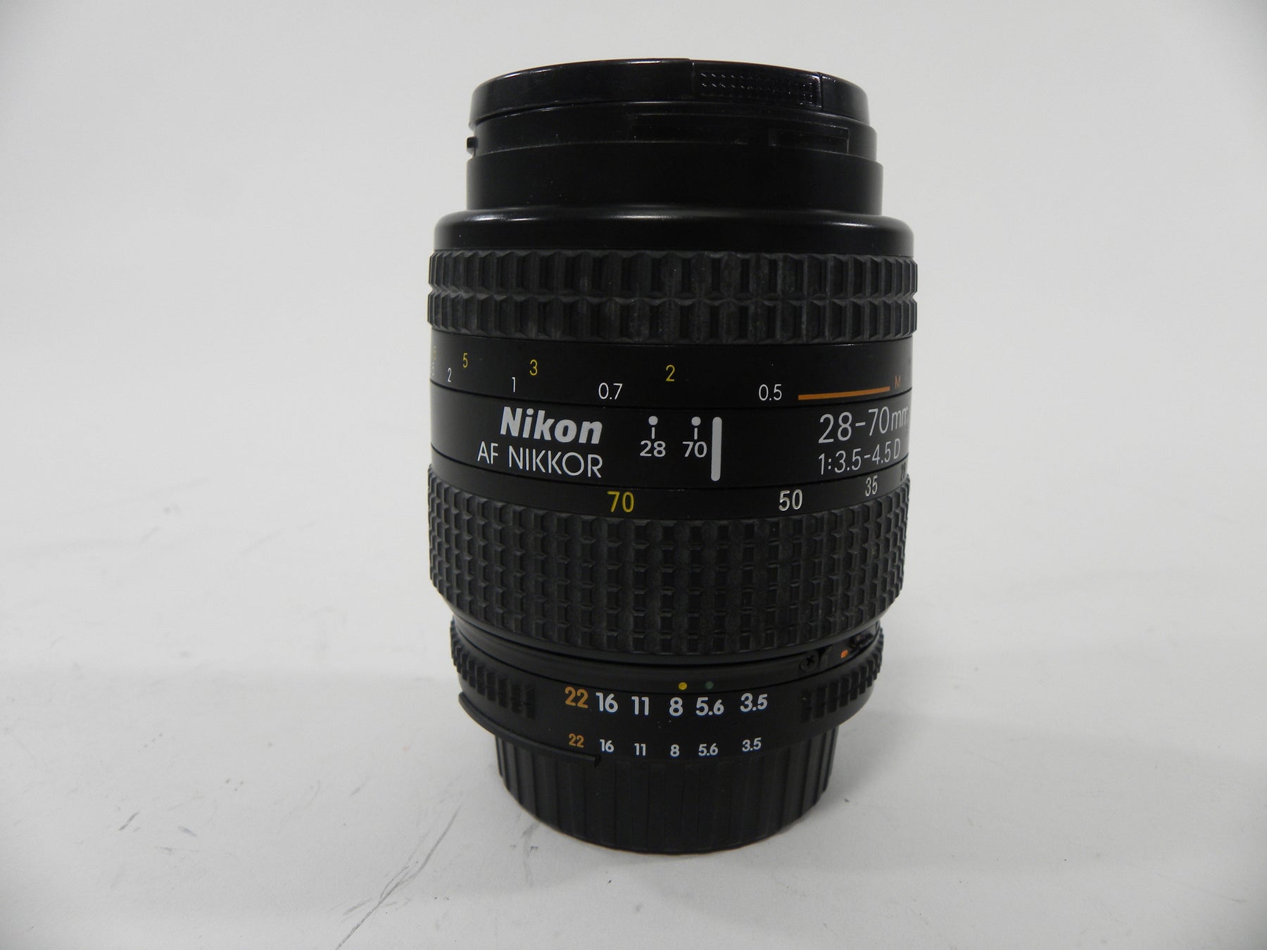 Nikon AF Nikkor 28-70mm f3.5-4.5D