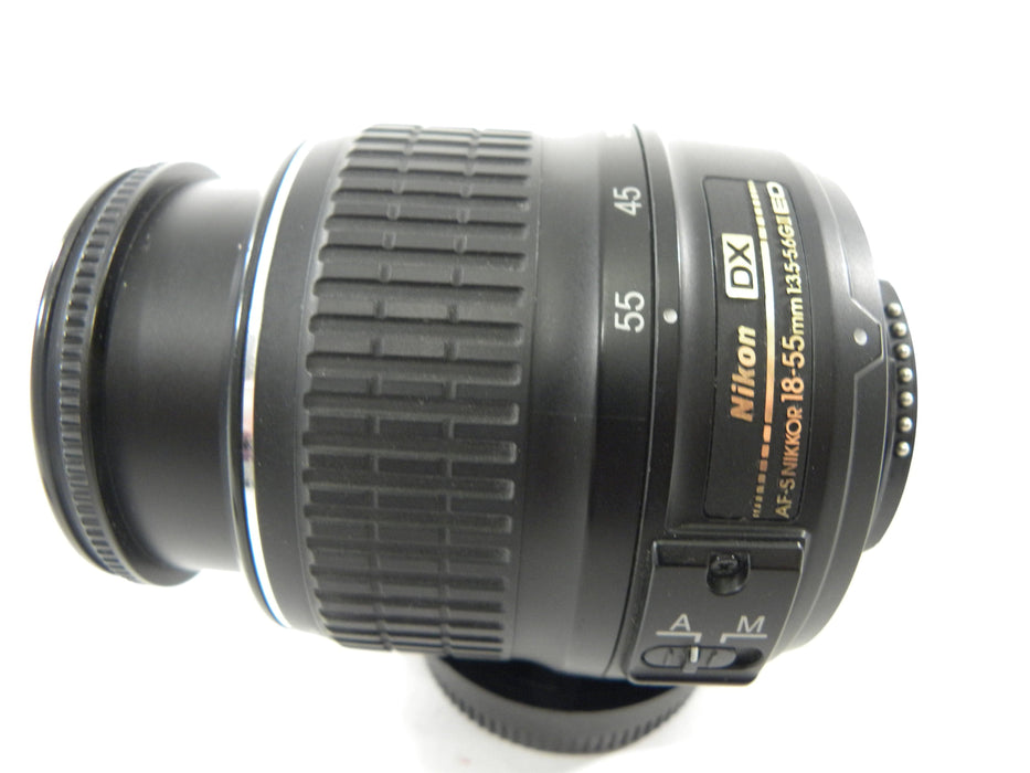 Nikon AF-S Nikkor DX ED 18-55mm f3.5-5.6G II