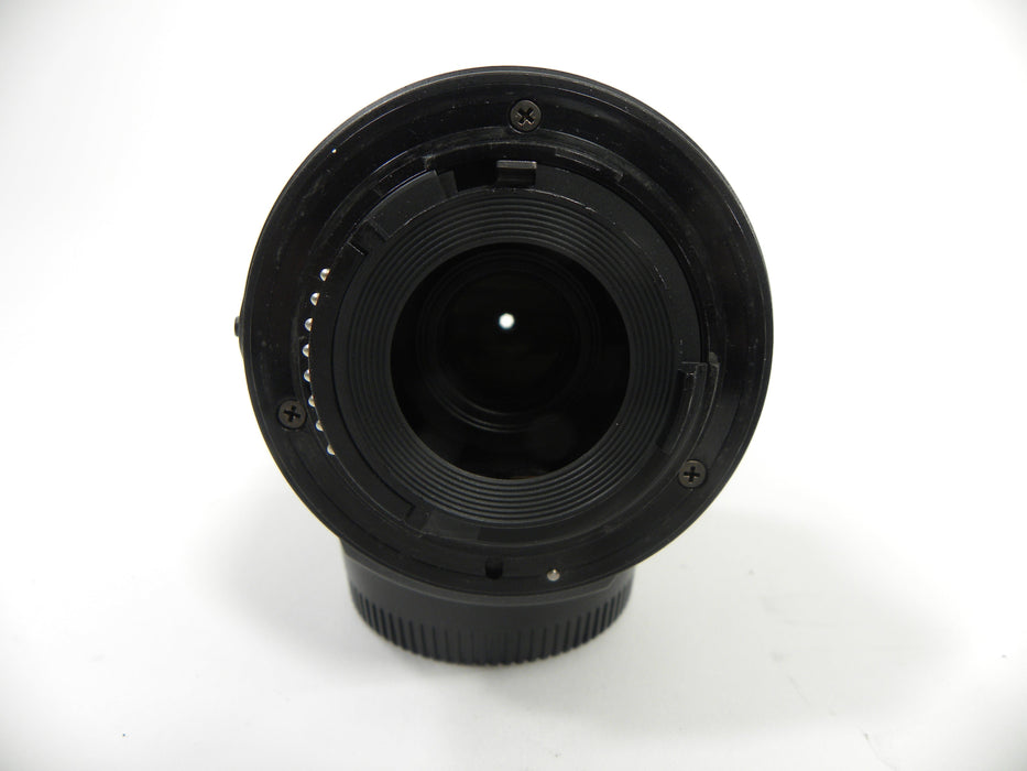 Nikon AF-S Nikkor DX VR 18-55mm f3.5-5.6G II