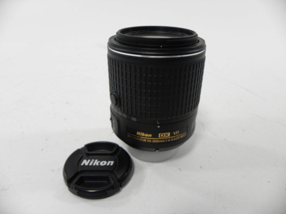 Nikon AF-S Nikkor DX VR ED 55-200mm, f4-5.6II