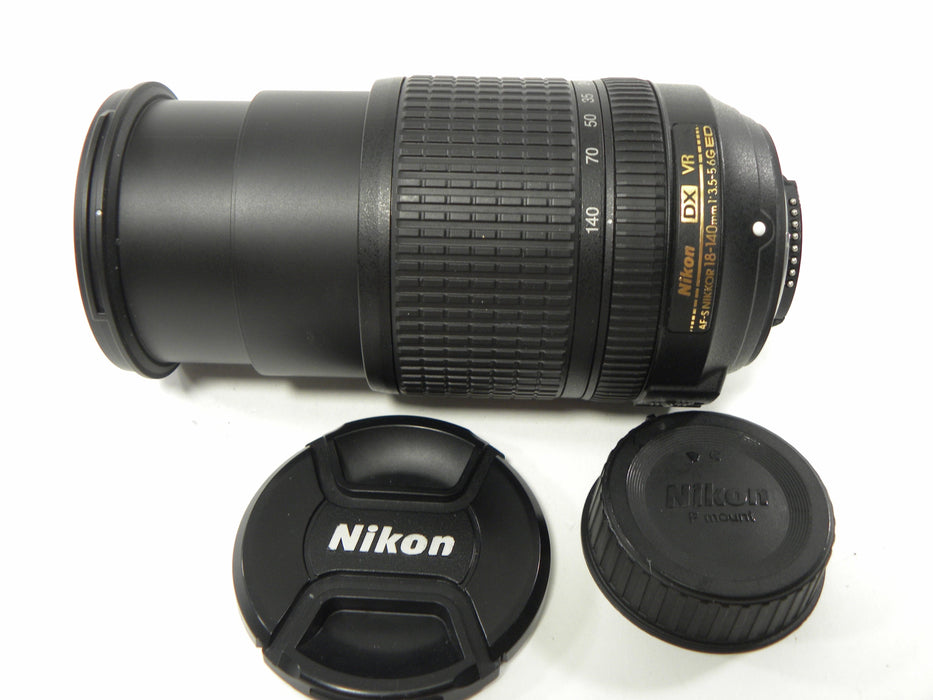 Nikon AF-S Nikkor DX VR ED IF 18-140mm f3.5-5.6G