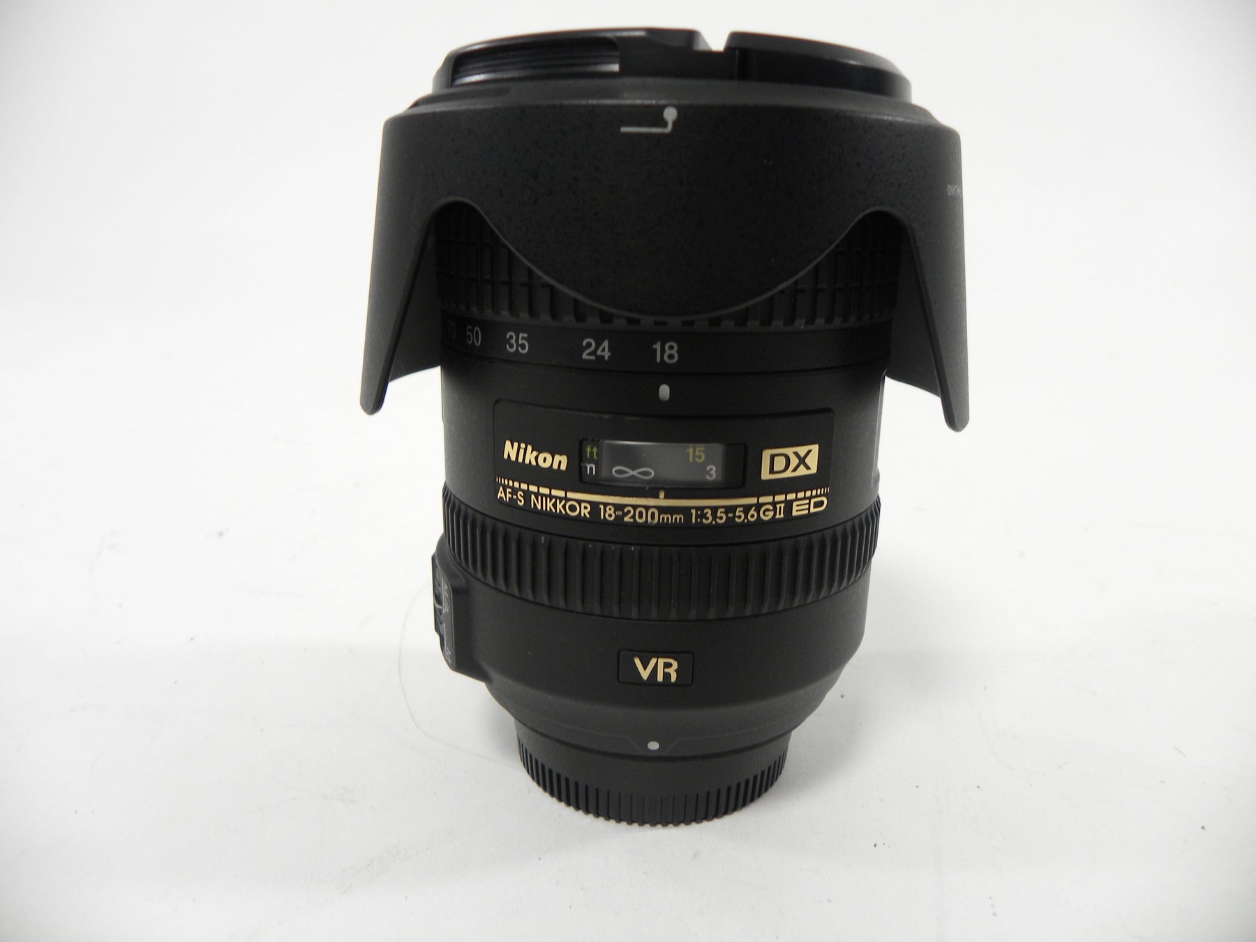 Nikon AF-S Nikkor DX VR ED IF 18-200mm f3.5-5.6G II