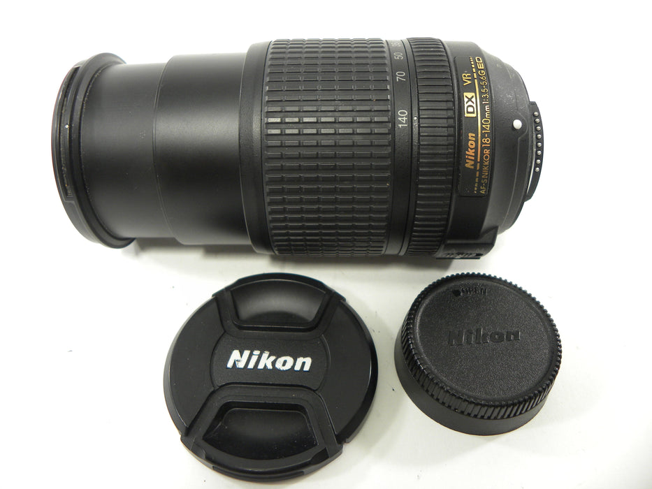 Nikon AF-S Nikkor DX VR ED IF  18-55mm f3.5-5.6G F Mount