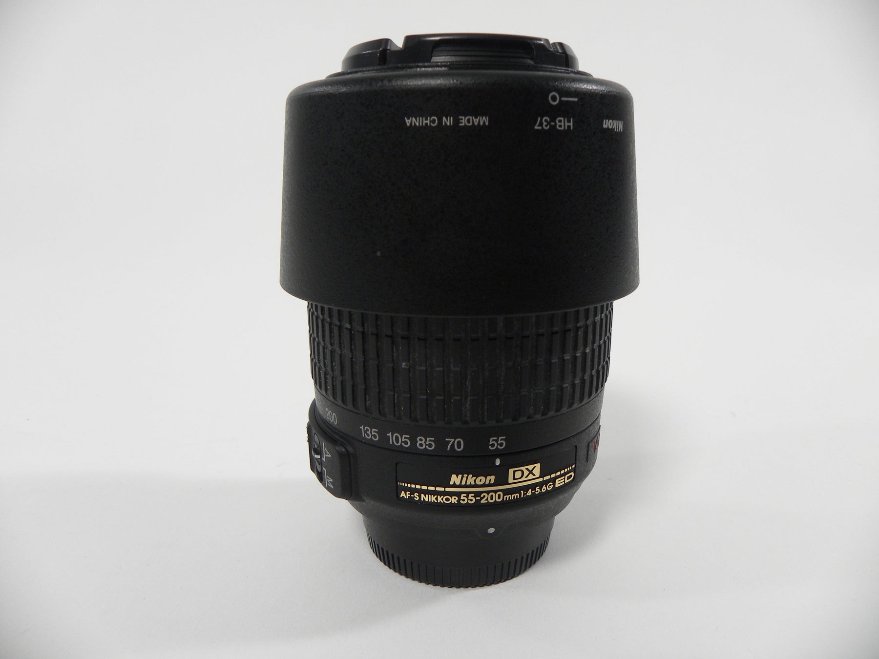 Nikon AF-S Nikkor DX VR ED IF 55-200 f4-5.6G  F Mount