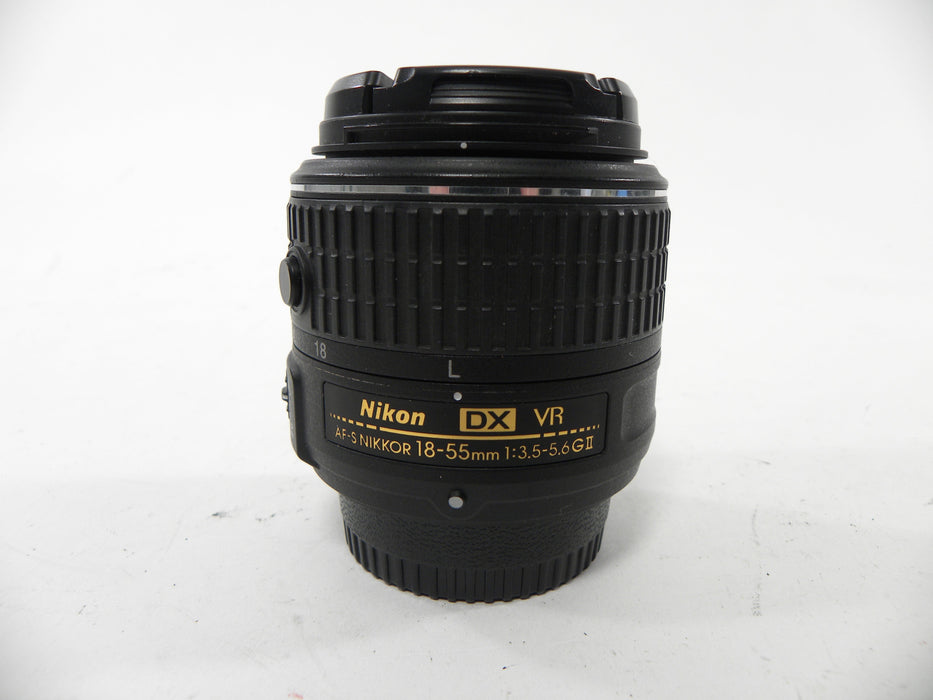Nikon AF-S Nikkor VR 18-55 f3.5-5.6G II