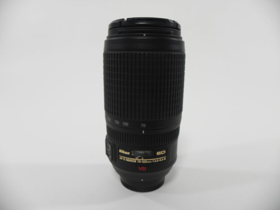 Nikon AF-S Nikkor VR ED 70-300mm f4.5-5.6G