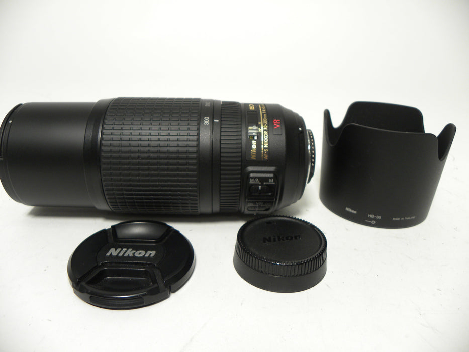 Nikon AF-S Nikkor VR ED IF 70-300mm f4.5-5.6G F Mount