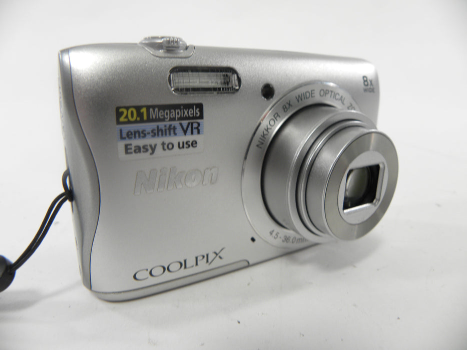 Nikon Coolpix 20.1mp Digital Camera