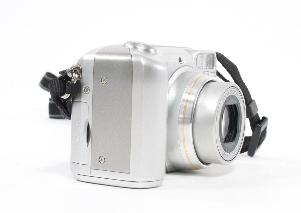 Nikon Coolpix 4800 Digital Camera