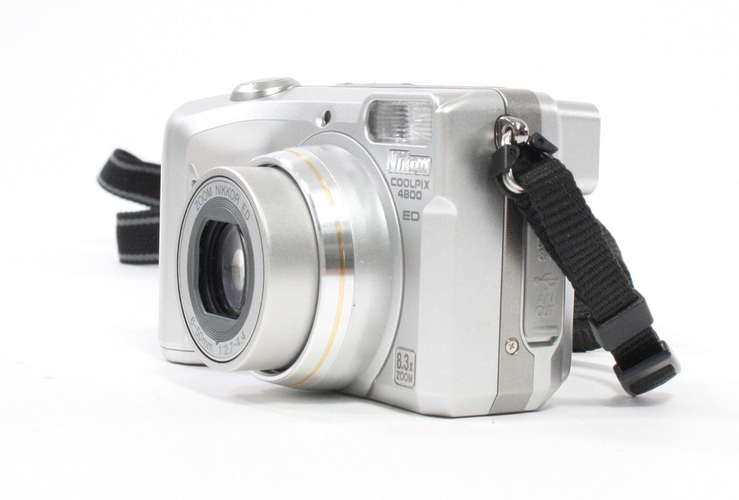 Nikon Coolpix 4800 Digital Camera