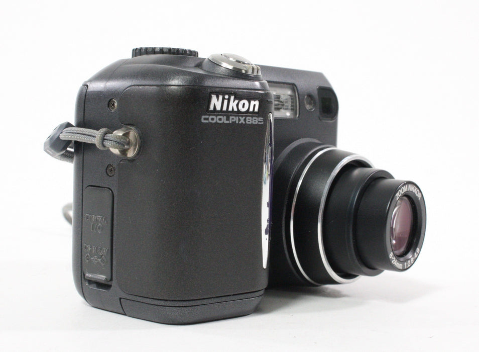 Nikon Coolpix 885 Digital Camera 3x Zoom 3.21mp