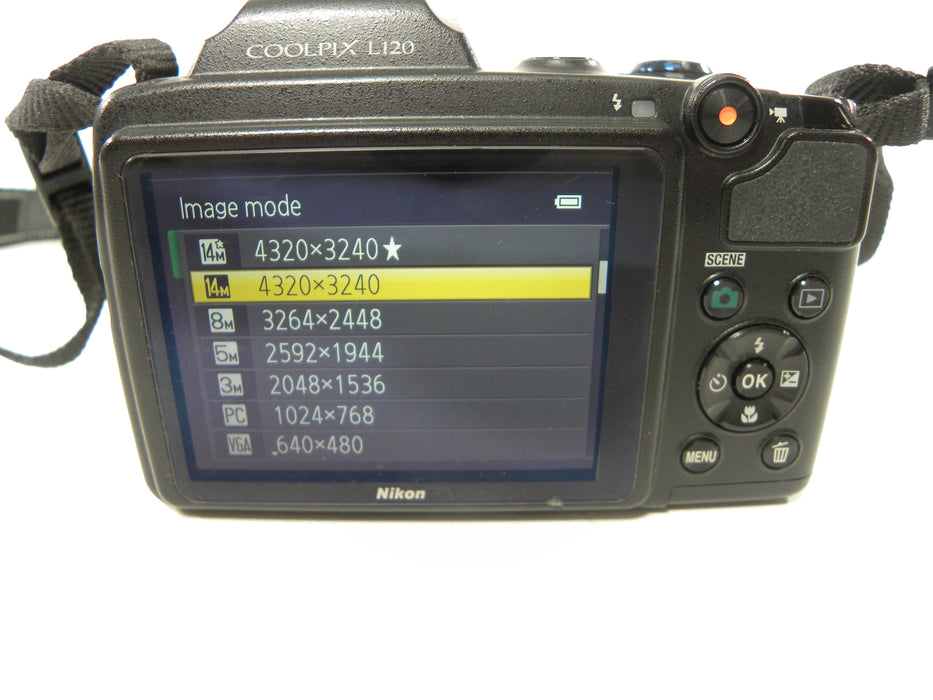 Nikon Coolpix L120 14.1mp Digital Bridge Camera