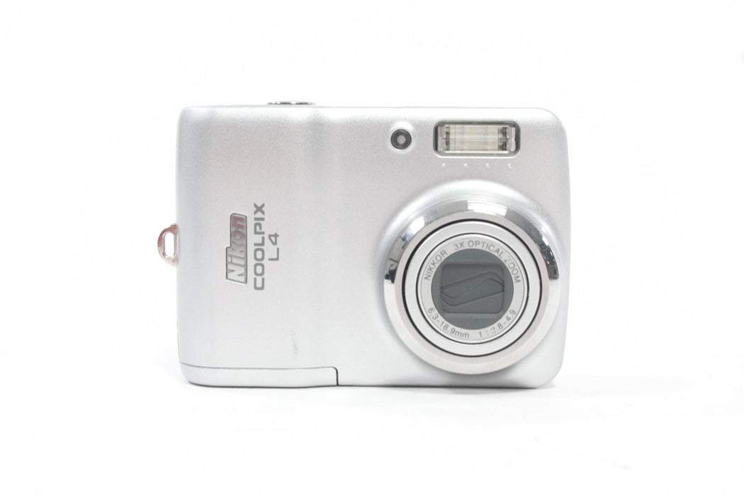 Nikon Coolpix L4 Digital Point-and-Shoot Camera 3x Zoom 4.0mp
