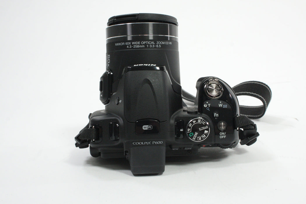 Nikon Coolpix P600 Digital Camera