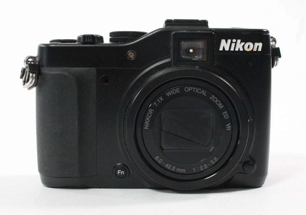 Nikon Coolpix P7000 Point and Shoot Digital Camera 7.1x Zoom 10.1mp