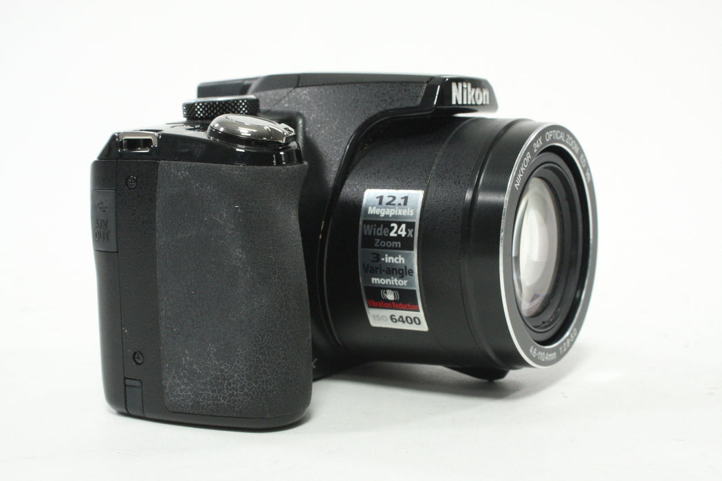Nikon Coolpix P90 Digital Camera 24x Zoom 12.1mp