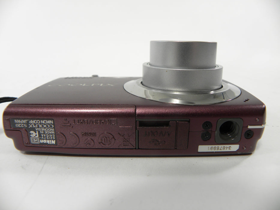 Nikon Coolpix S220 10.0mp Digital Camera (plum)