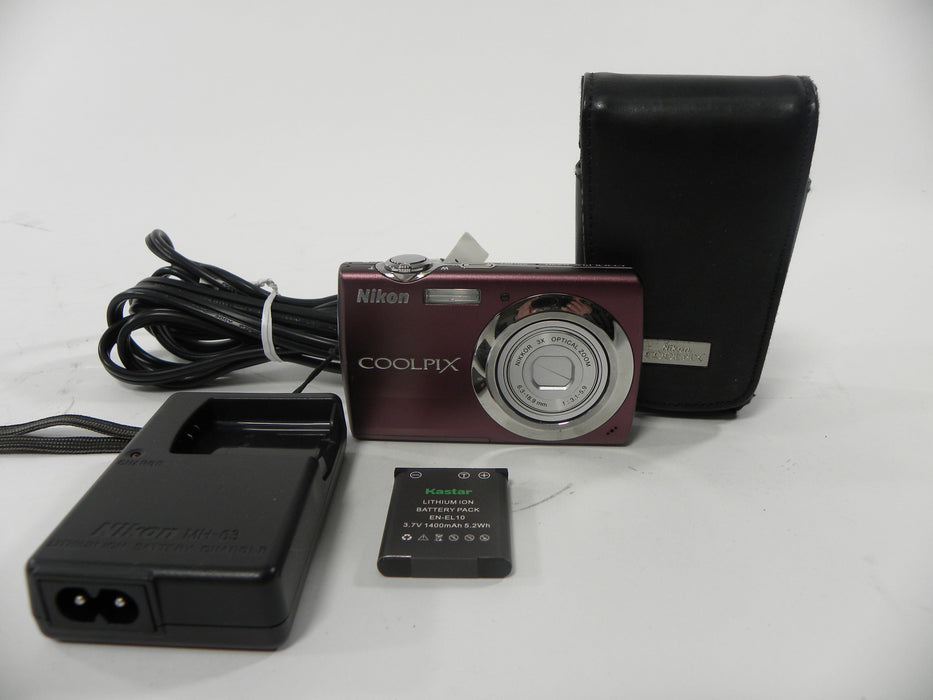 Nikon Coolpix S220 10.0mp Digital Camera (plum)